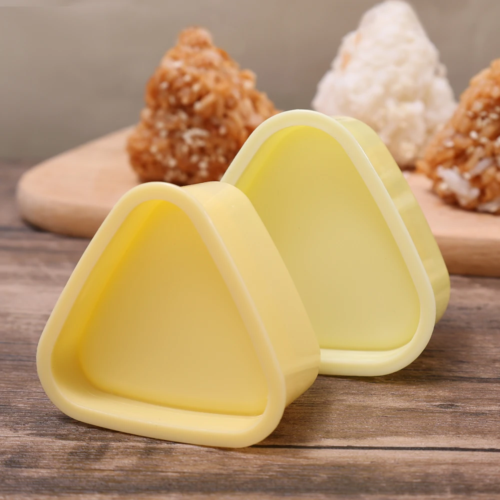 قالب مثلث بلاستيكي لصنع السوشي - مراجعة Baby Food Maker وسعره
