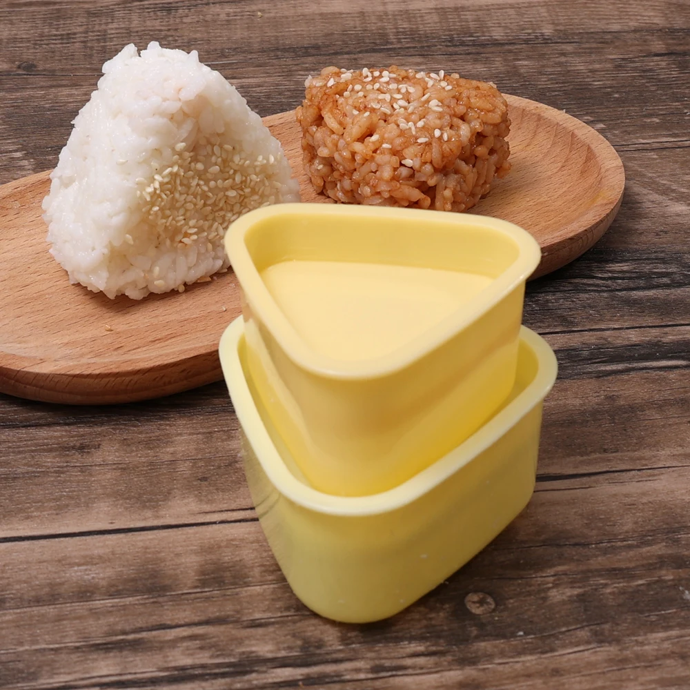 قالب مثلث بلاستيكي لصنع السوشي - مراجعة Baby Food Maker وسعره